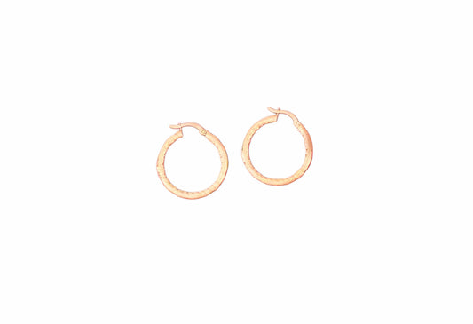 Pendientes de Aro con Cierre Criolla en Oro 18K – Elegancia y Comodidad